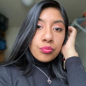 Meet your Posher, Maria